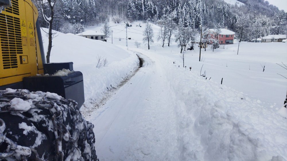 Trabzon'da karla mücadele