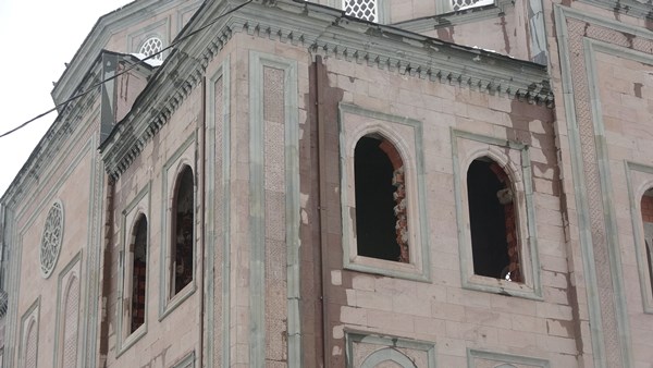 Trabzon'da 17 yıldır bitmeyen cami! Muhtar isyan etti
