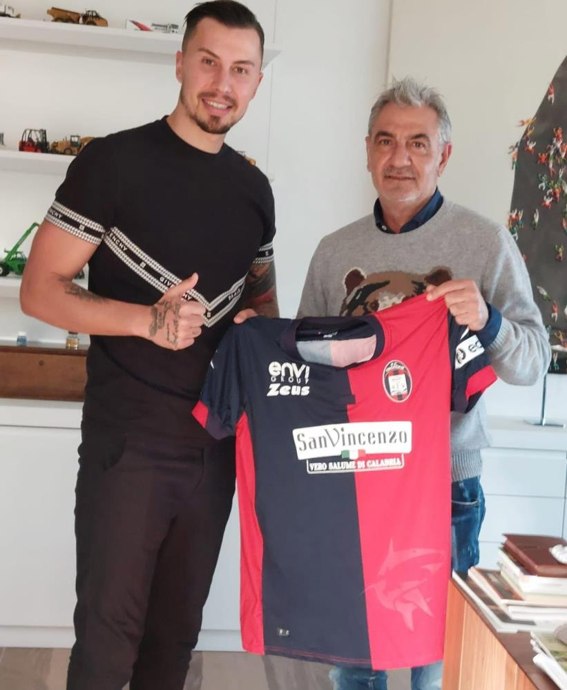 Trabzonspor'un eski futbolcusu Emre Güral İtalya'ya transfer oldu