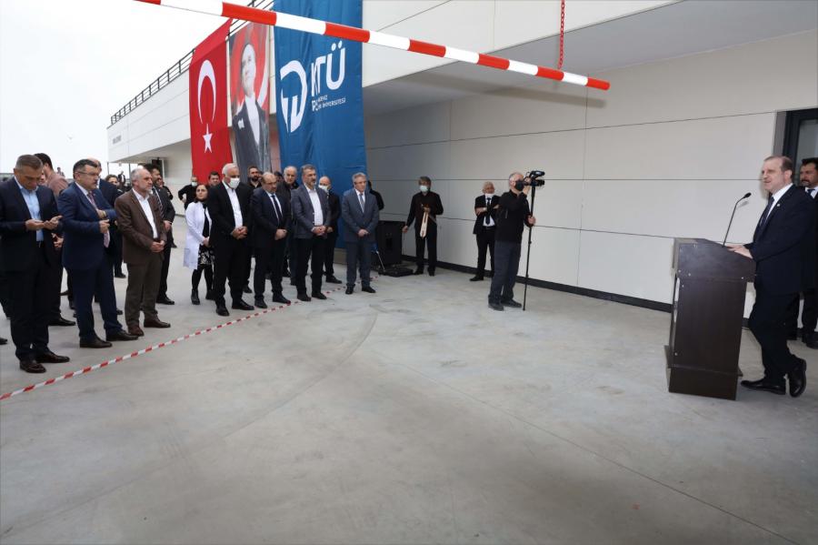 KTÜ Farabi Hastanesi'nde yeni otopark açıldı