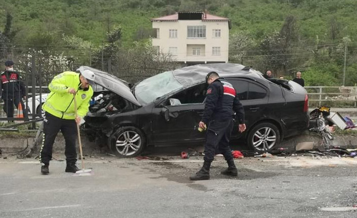 Trabzon'daki feci kaza kamerada!