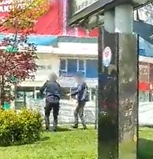 Trabzon'da Ekrem İmamoğlu afişleri toplandı