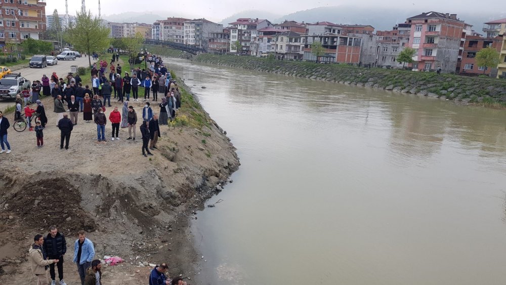 Trabzon'da acı olay! 10 yaşındaki çocuk hayatını kaybetti