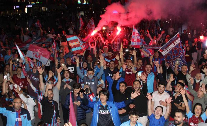 Trabzonspor'un şampiyonluğu Aydın'da doyasıya kutlandı