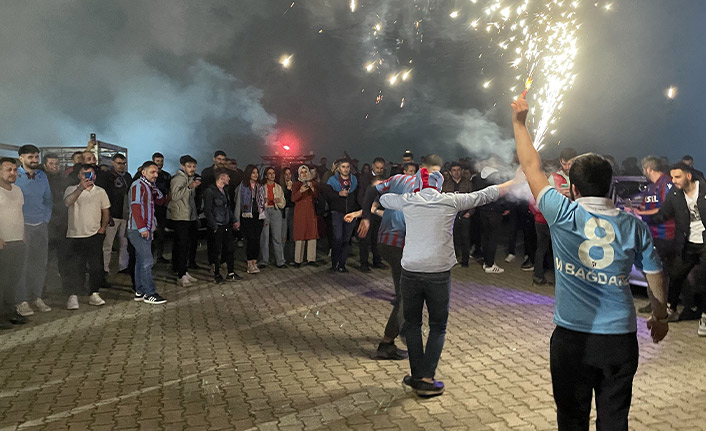 Artvin'de Trabzonspor şampiyonluğu coşkuyla kutlandı