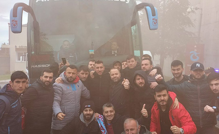 Taraftarlardan Trabzonspor'a uğurlama