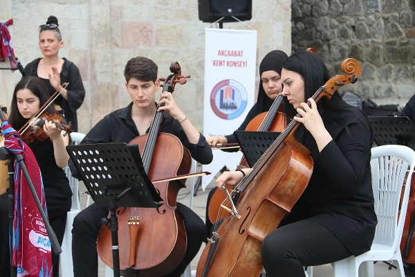 Trabzon'da konser düzenlendi