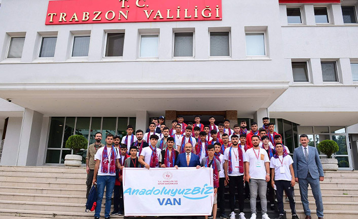 "Anadoluyuz biz" projesi kapsamında Van'lı gençler Trabzon'da 
