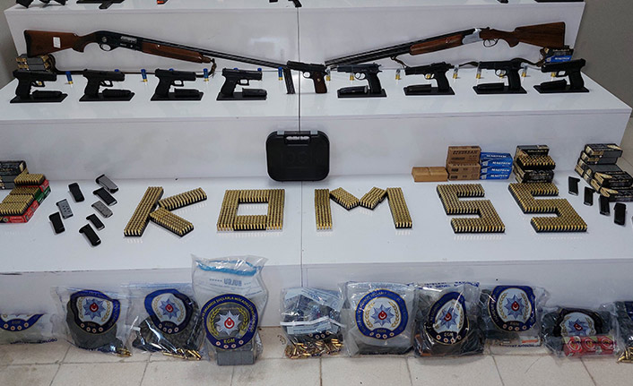 Samsun'da ruhsatsız silah kaçakçılığına yönelik operasyonda 3 kişiye gözaltı