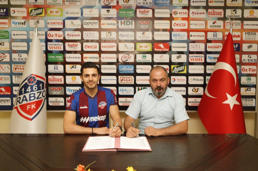 1461 Trabzon'da transfer! Buğrahan Karslı imzayı attı