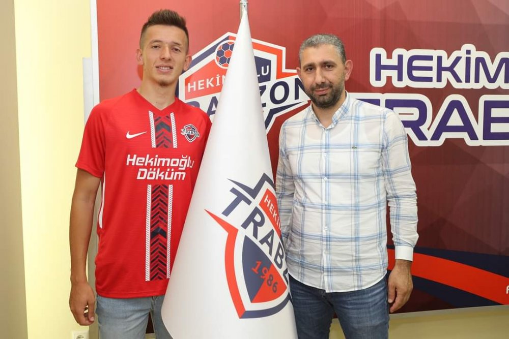 Trabzonsporlu futbolcu Kerem Baykuş yeniden anlaştı