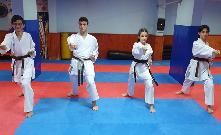 Trabzonlu Karatecilerin sınav başarısı