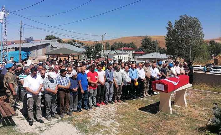 97 yaşında vefat eden Kore Gazisi son yolculuğuna uğurlandı