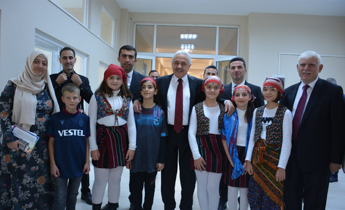 Milli Eğitim Bakanlığı Personel Müdüründen Trabzon'da personeline motivasyon ziyareti