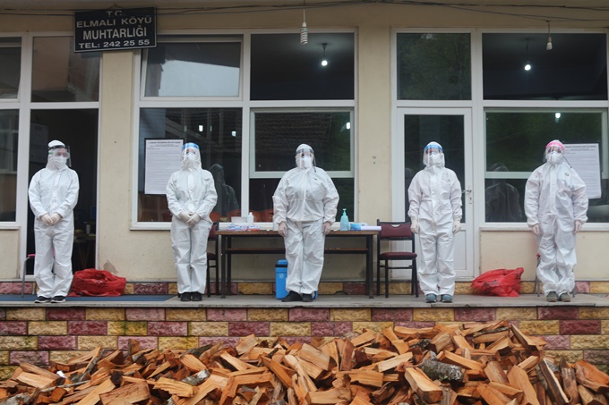 Rize'de 10 kişide koronavirüs tespit edilince filyasyon ekipleri harekete geçti