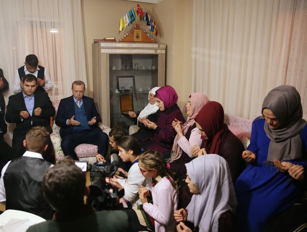 Cumhurbaşkanı Erdoğan Eren Bülbül'ün ailesine ziyaret
