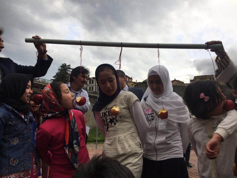 Trabzon'da yaşayan yabancı uyruklu çocuklar 23 Nisan'ı kutladı