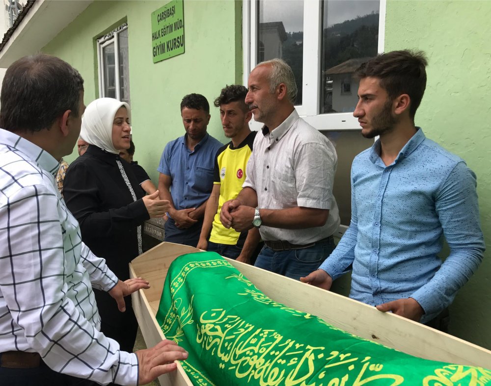 Trabzon, Karadeniz'in aldığı Ramazan'a ağladı