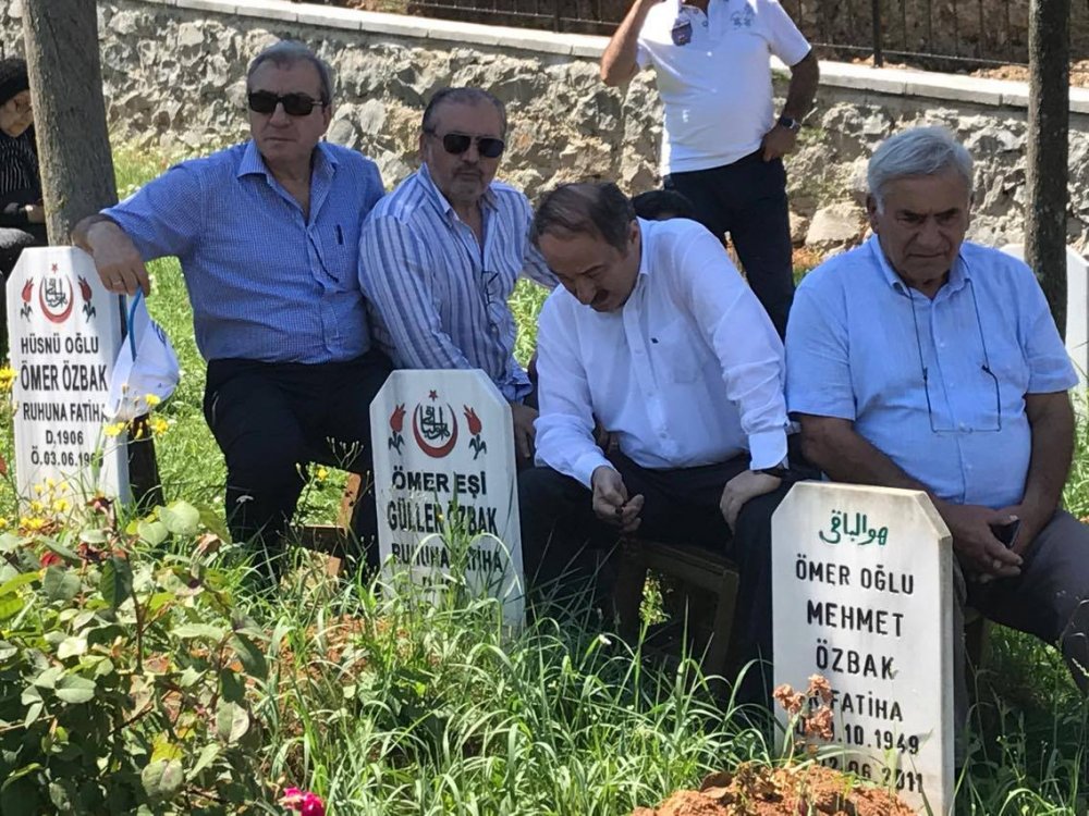 Ali Özbak mezarı başında anıldı