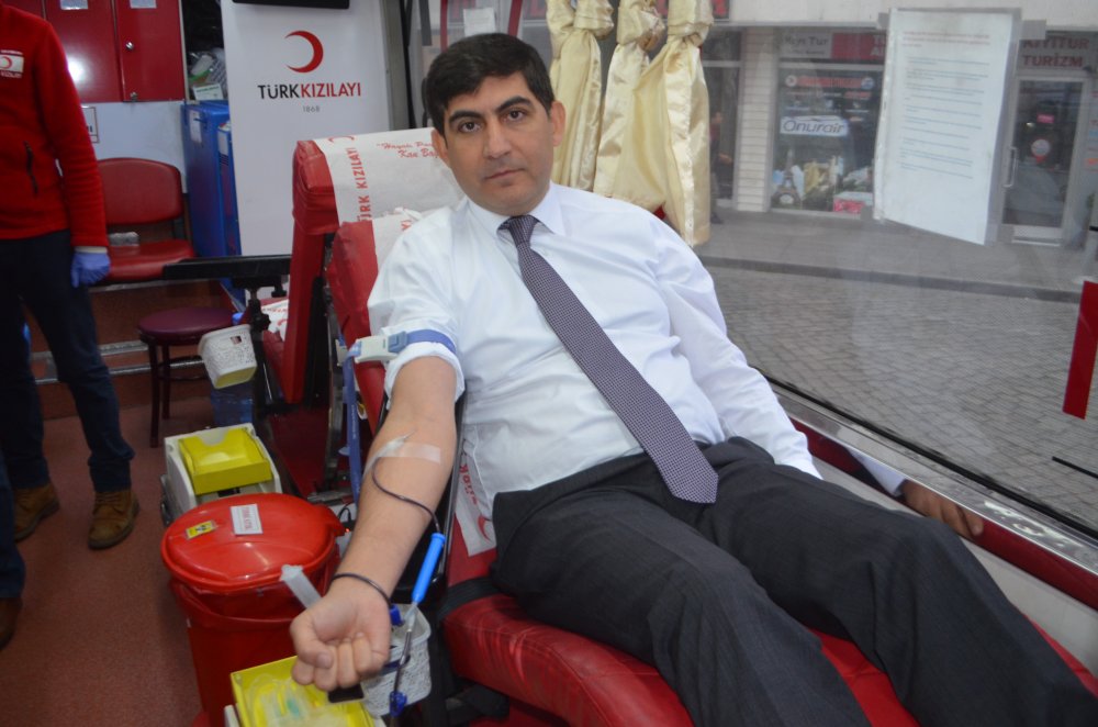 Ortahisar Kent Konseyinden kan bağışı