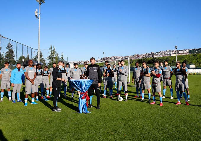 Trabzonspor antrenmanında sürpriz