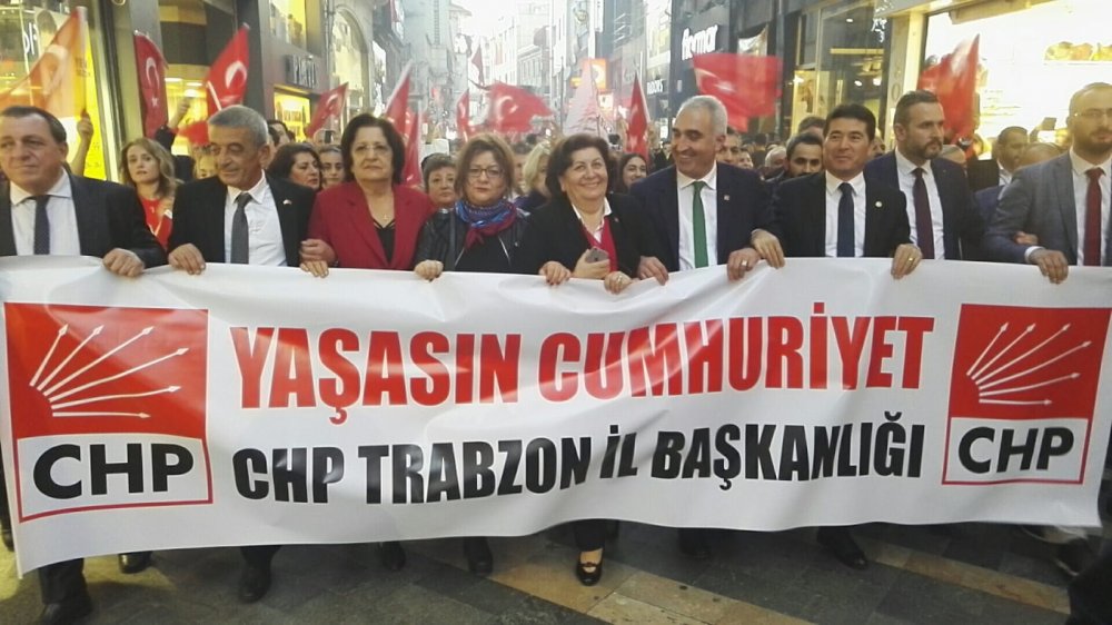 CHP'den Cumhuriyet yürüyüşü