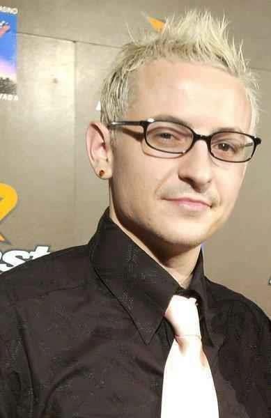 Müzik dünyasında şok! Linkin Park'ın solisti intihar etti