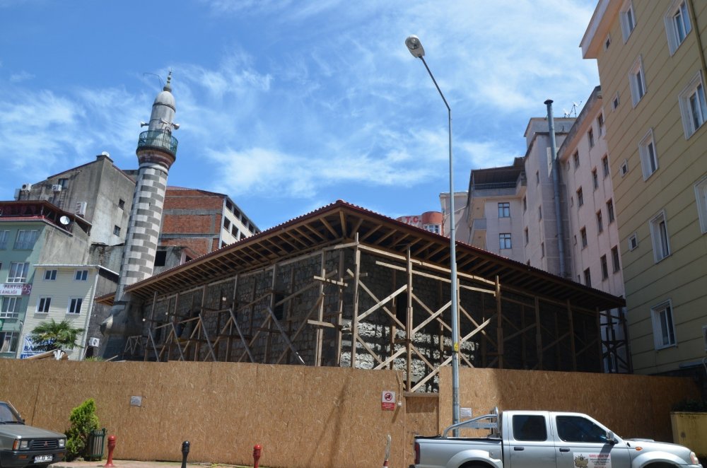 Rize'de 300 yıllık cami restorasyonu tamamlanıyor