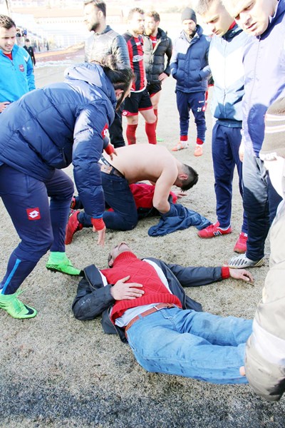 Amatör maçta kavga! Kulüp yöneticisi kalp krizi geçirdi