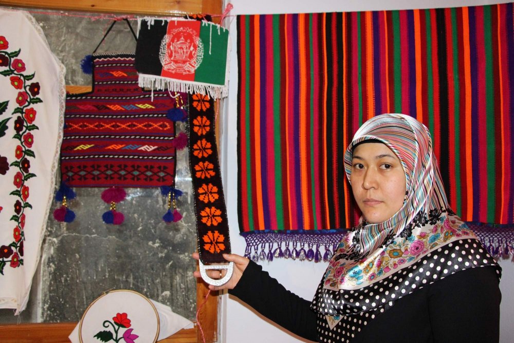 Afgan sığınmacılardan Trabzonspor'a hediye