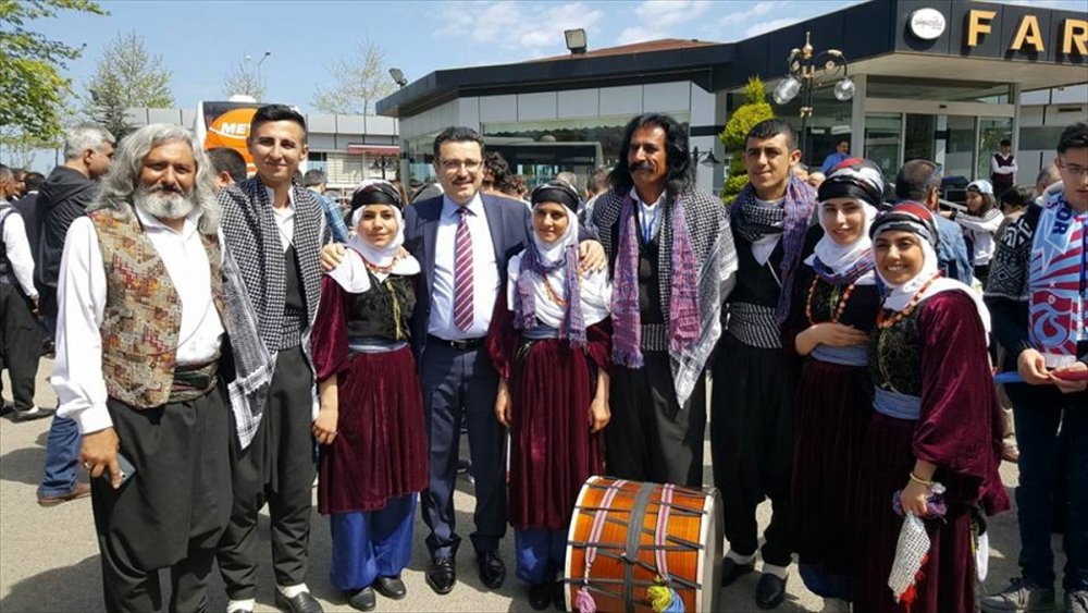 Mardin'den gelen çocuklar Başkan Genç ile buluştu