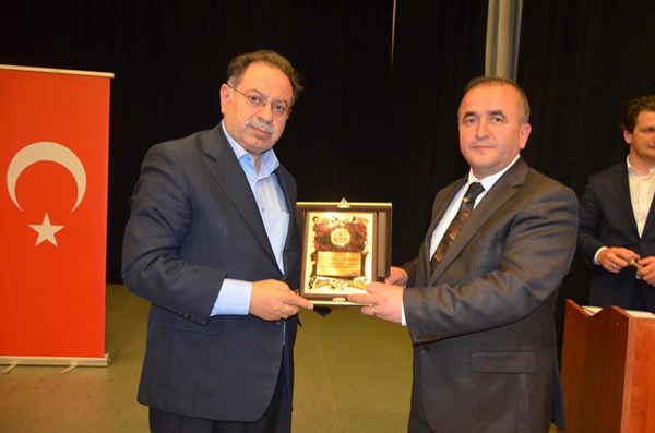 Trabzon'da ‘Peygamberlik mesleği öğretmenlik’ konferansı 