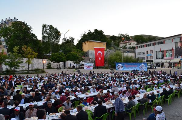 Trabzon'dan Bitlis'e kardeşlik iftarı