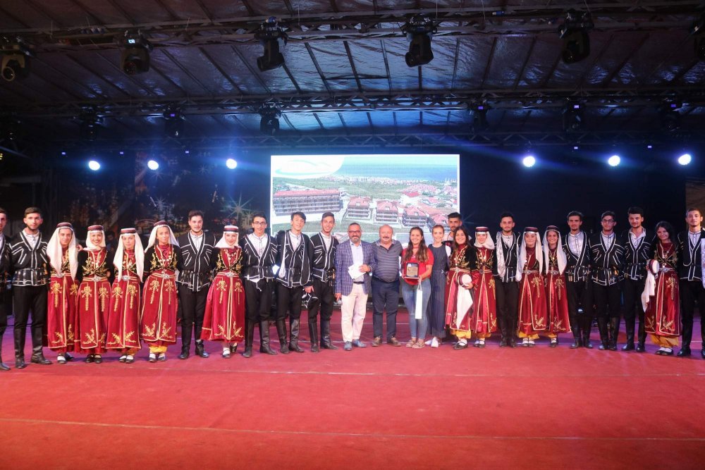 Trabzon'da Festival renkli görüntülere sahne oluyor