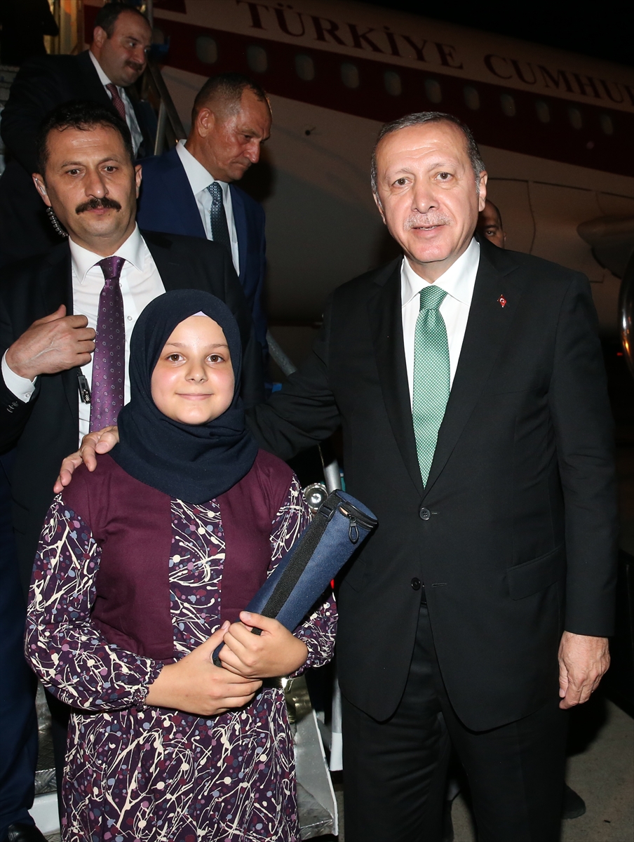 Erdoğan, Trabzon'dan Rize'ye geçti