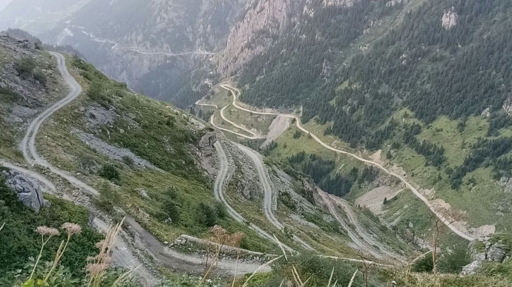 Trabzon'daki bu yol, dünyadaki en tehlikeli yollardan biri