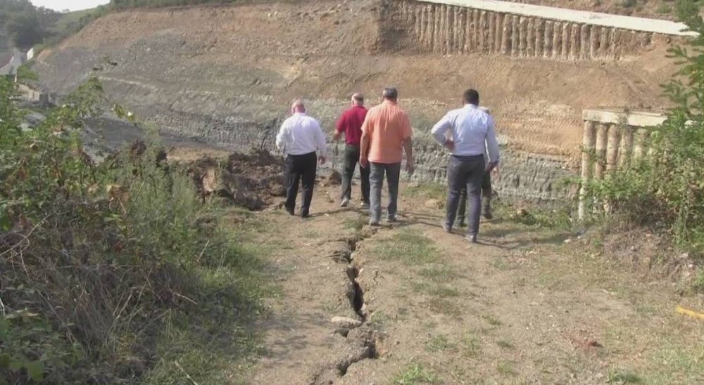 Karadeniz yoluna heyelan engeli... Bir türlü bitirilemiyor