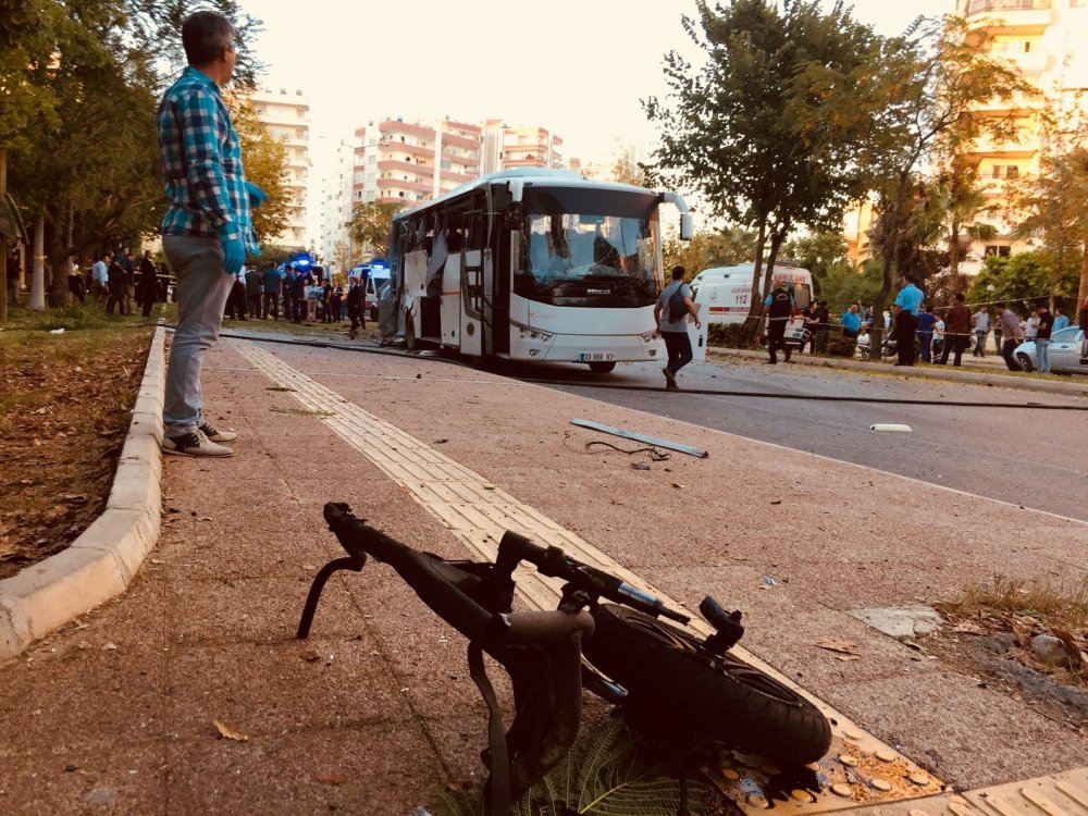 Polis otobüsüne bombalı saldırıya yayın yasağı