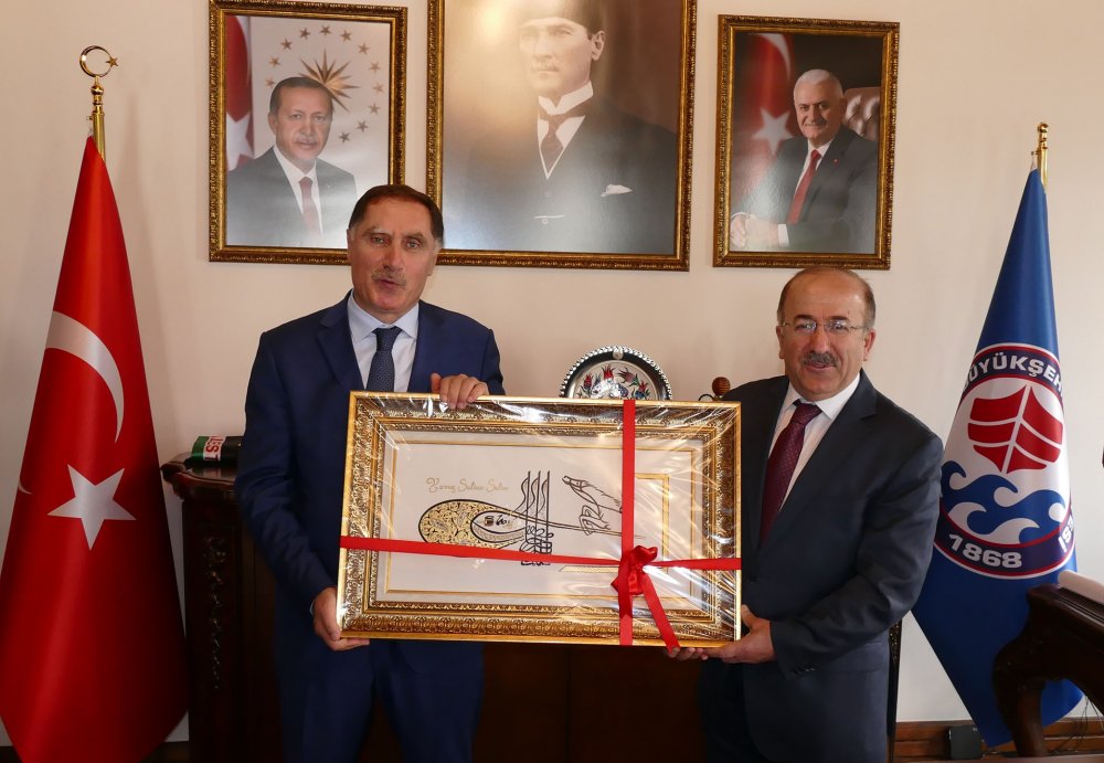 Kamu Başdenetçisi Şeref Malkoç’tan Trabzon'da ziyaretler