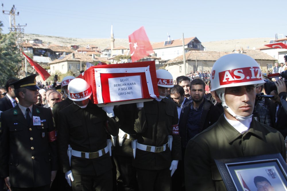 Isparta, şehidini uğurladı 