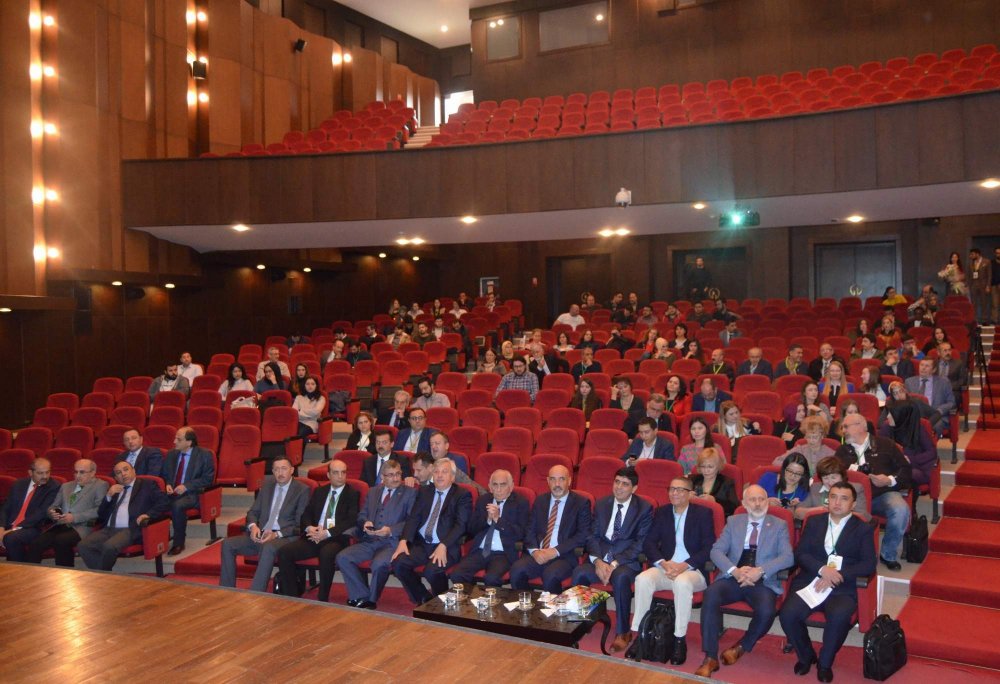 10 ülkeden 230 Bilim adamı Trabzon'da buluştu