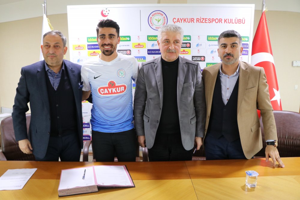 Eski Trabzonsporlu Rizespor'da