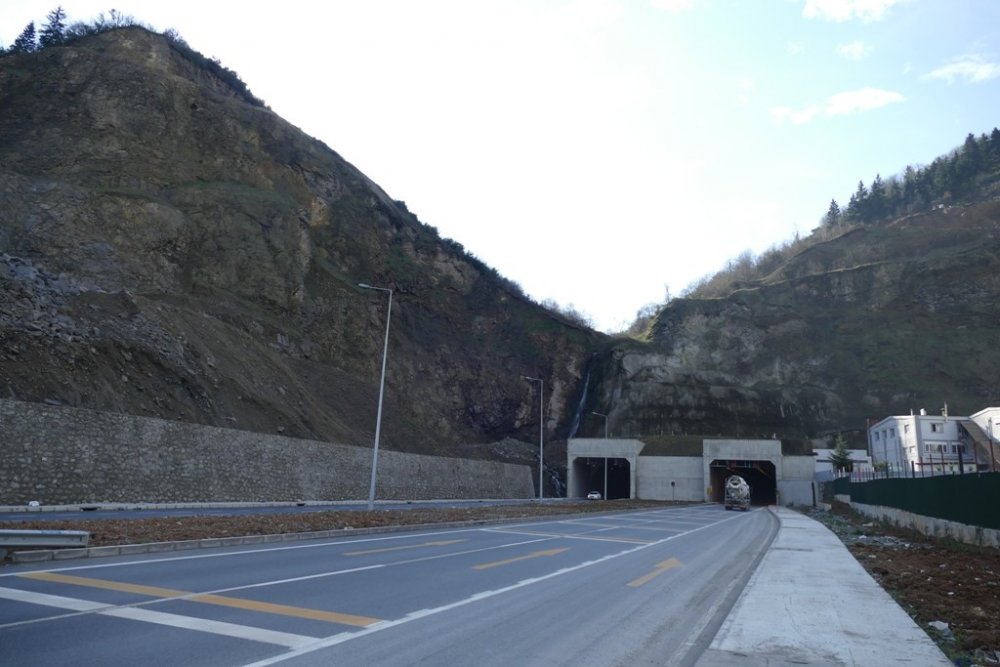 Trabzon'da şehitlerin isimleri tünellere verildi