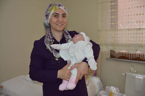 Trabzon'da 8 yıl sonra mucize bebek
