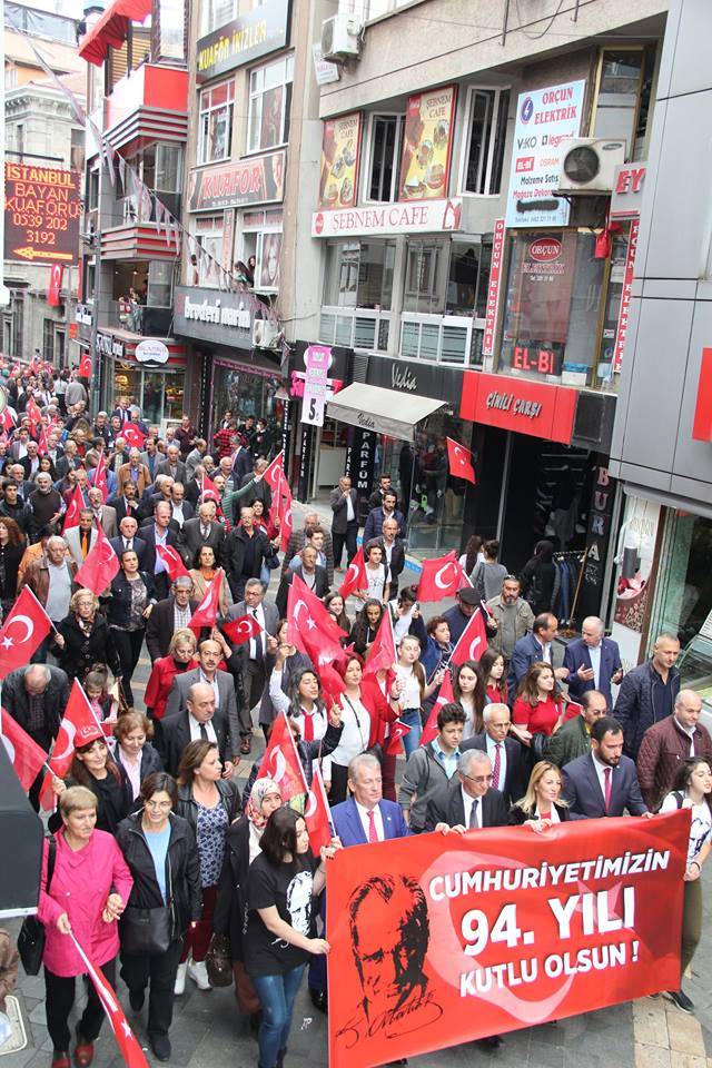 Trabzon CHP, Cumhuriyet Bayramı'nı kutladı 