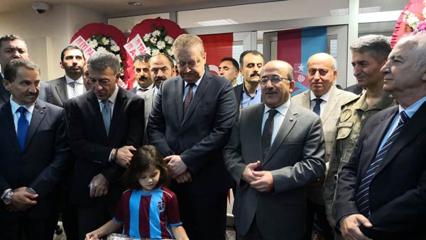 Trabzonspor'un yenilenen tesisleri açıldı