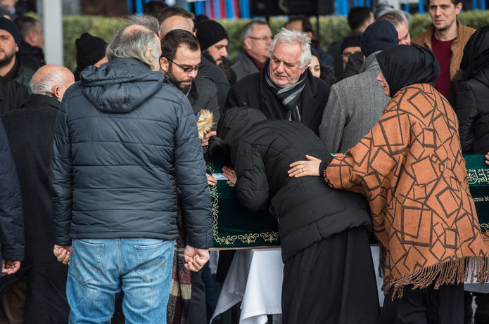 Trabzonlu Alemdar ailesi için cenaze töreni