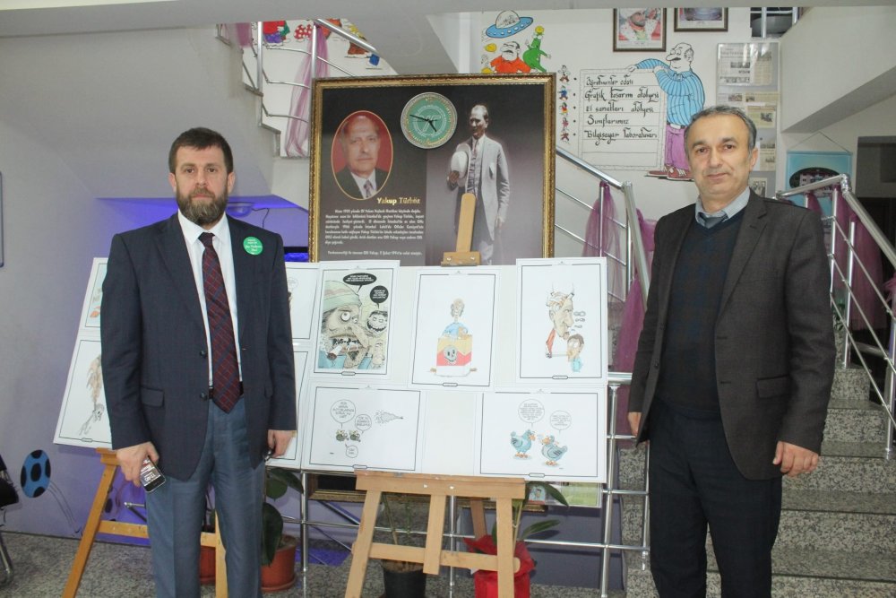 Of'ta öğrenciler Yeşilaycı karikatür sergisi açtı