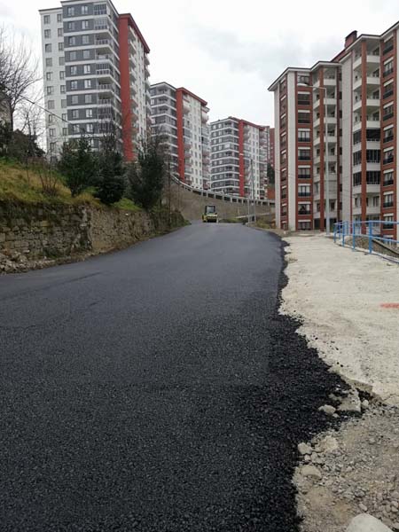 Trabzon'un o mahallesinde yeni yollar açıldı