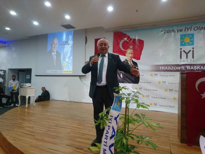 İYİ Parti'den Trabzon'da gövde gösterisi! Aday adayları tanıtıldı